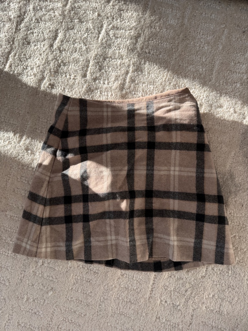 Wilfred Aritzia Plaid A-Line Mini Skirt in Taupe and Black sz 0